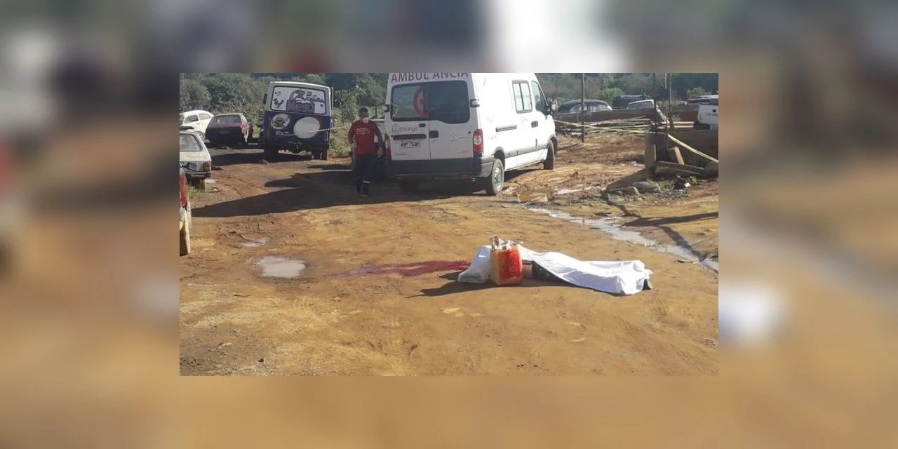 Filho mata a mãe com golpes de barra de ferro em Ipiranga