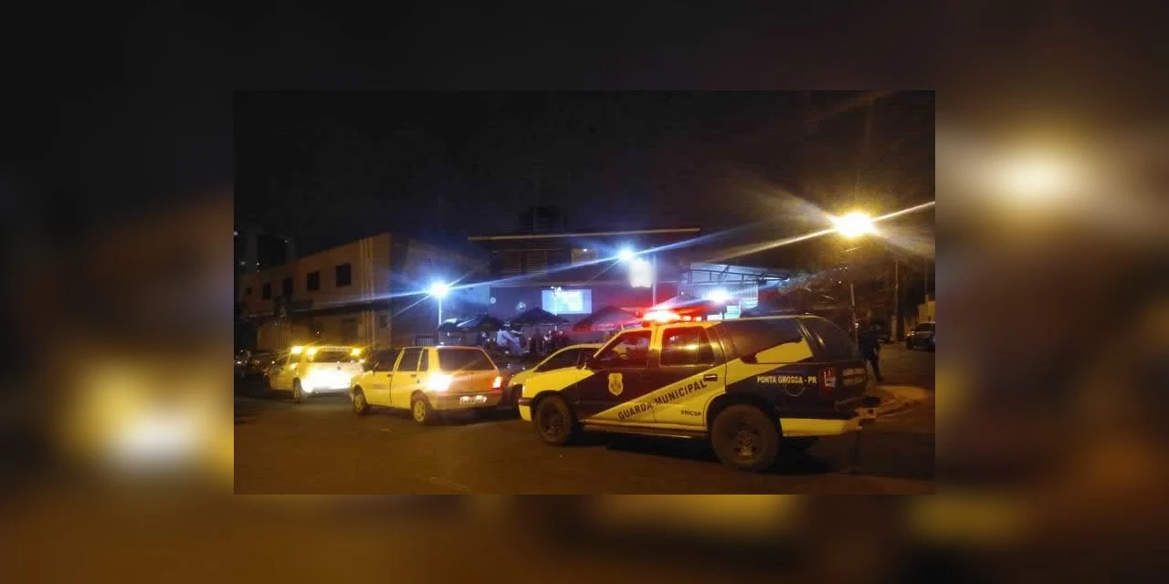 Operação conjunta flagra aglomerações, festas clandestinas e aplica R$ 25 mil em multas