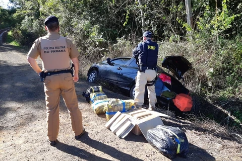 PRF e PM apreendem mais de 130 quilos de maconha em Irati