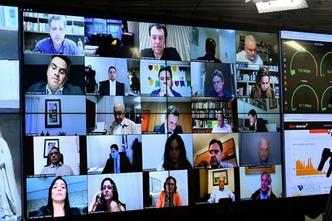 Senado aprova adiamento das eleições para 15 e 29 de novembro