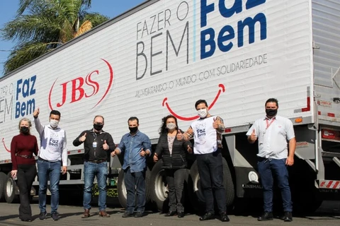 JBS doa 4 mil cestas básicas para famílias carentes de PG