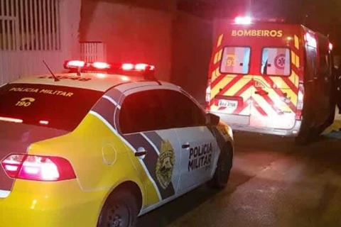 Dois homens são baleados em via publica; um atirador foi preso