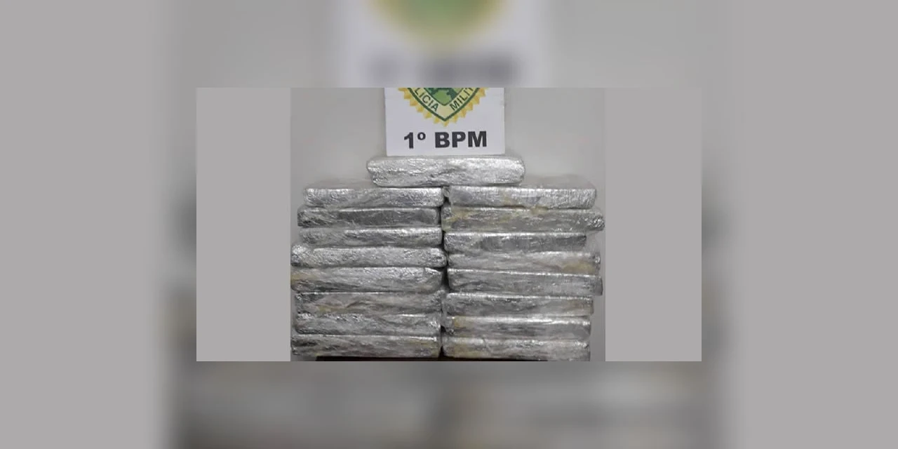 PM apreende adolescente com 14 quilos de maconha em PG