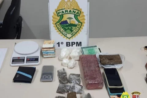 Casal e preso com mais de 1,4 quilos de drogas em PG