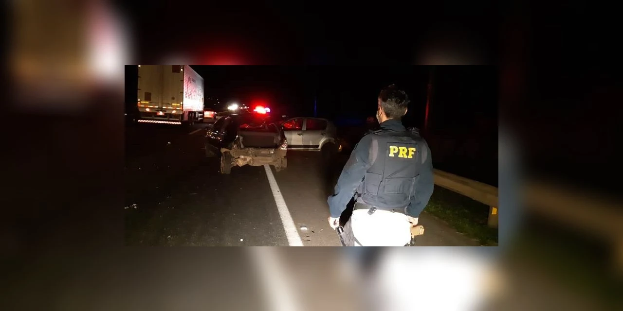 Condutores dirigindo embriagados causam acidente na BR-376