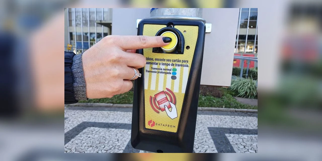 AMTT instala equipamentos de acessibilidade à PCDs e idosos em vias públicas