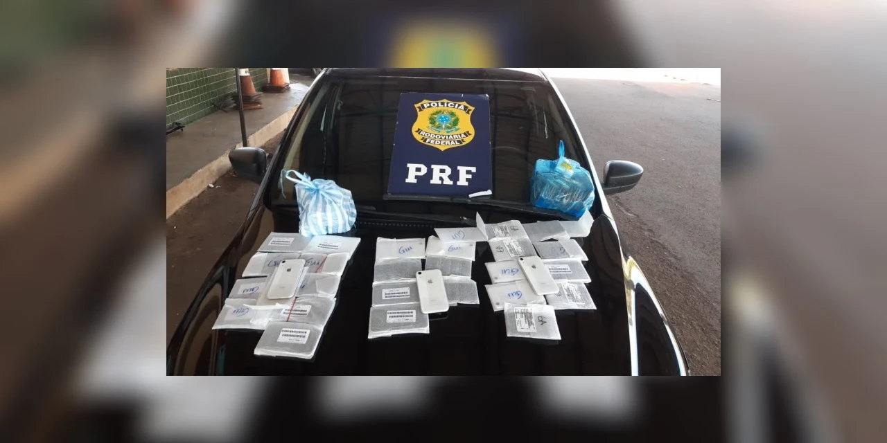 PRF apreende R$ 100 mil em iPhones no Paraná
