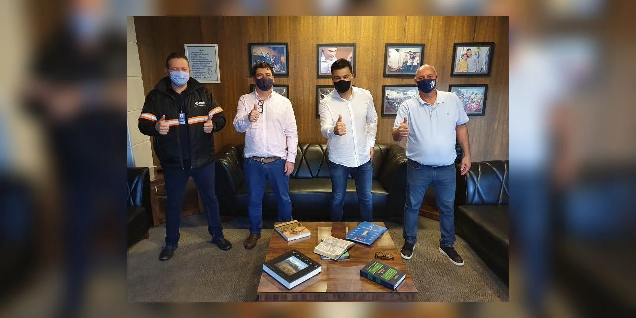 Secretarias comandadas pelo DEM anunciam apoio à Rangel.