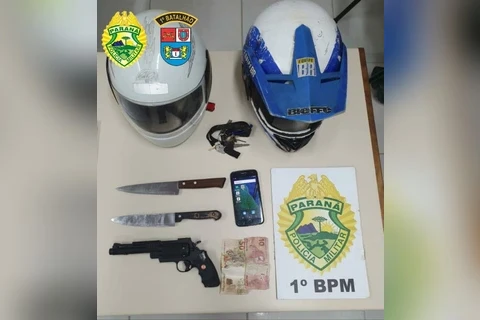 Dupla é detida, após assalto com arma de brinquedo em PG