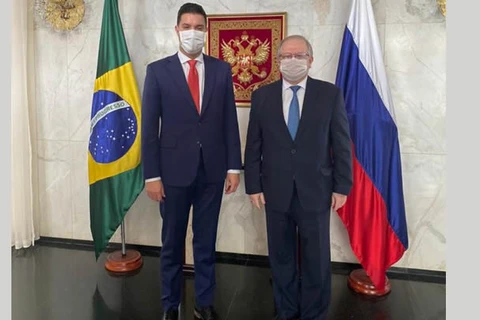 Paraná estuda parceria com a Rússia para ter vacina contra coronavirus