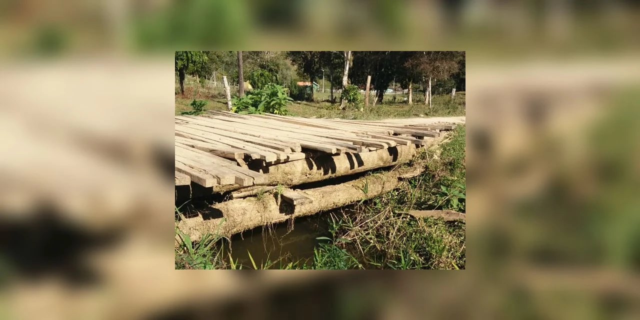 Pontes do distrito de Itaiacoca passam por manutenção