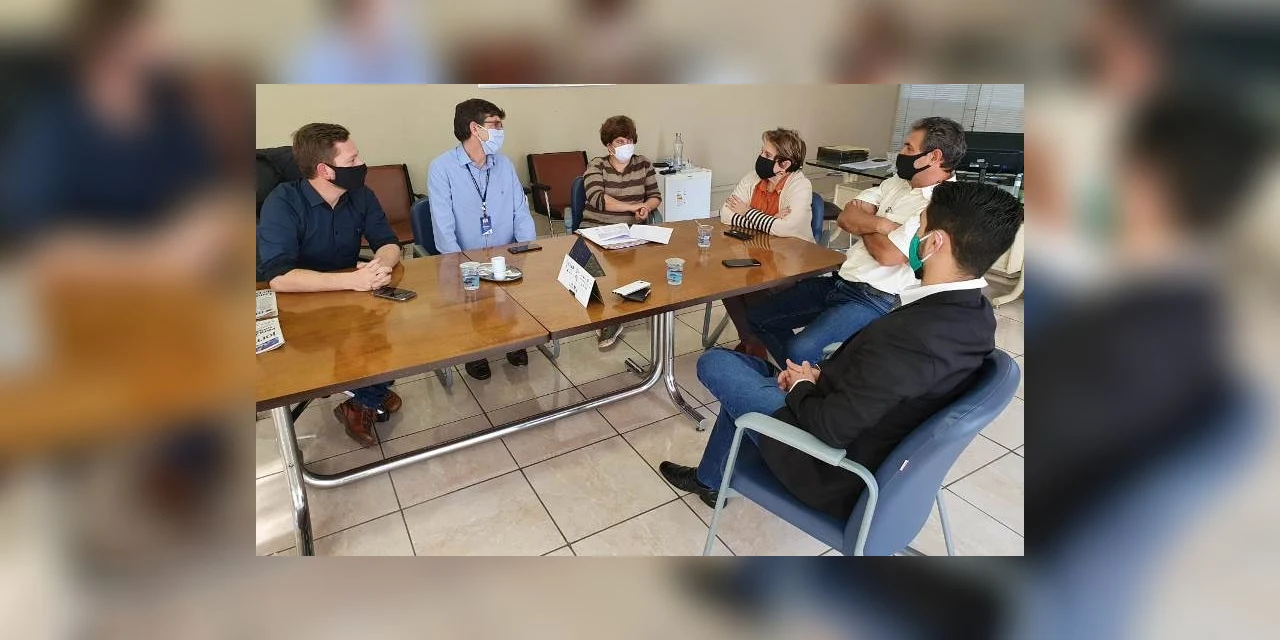 Prefeitura estuda viabilidade de implantar sistema de distribuição de água tratada em Itaiacoca