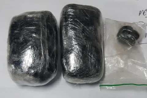 PRF apreende haxixe na BR 277 em Irati