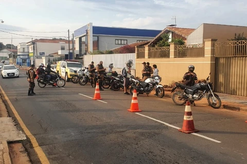 Operação Cavalo de Aço mira motos barulhentas e irregulares