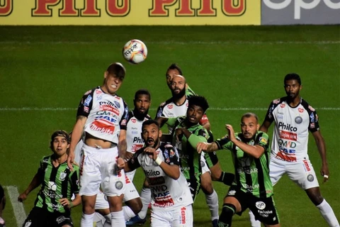 Operario arranca empate no final contra o America-MG