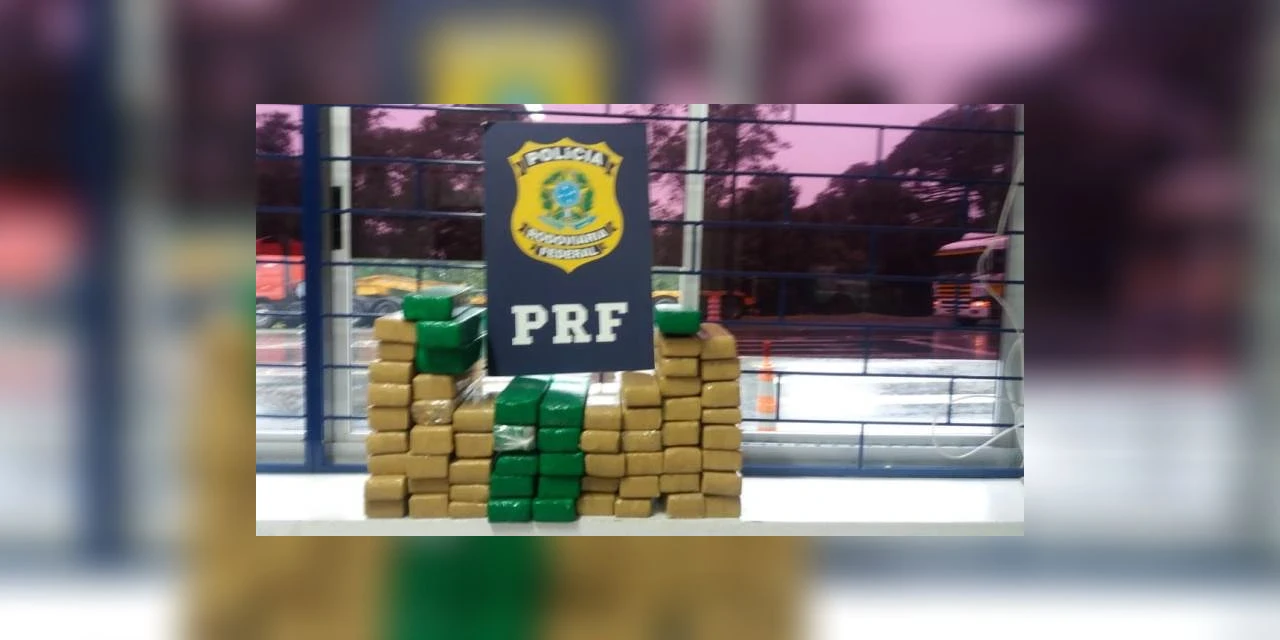 Traficante foge após abordagem policial com veiculo carregado de maconha em PG