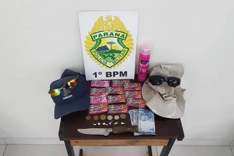 Dupla acusada de roubar estabelecimento comercial em PG é presa pela PM