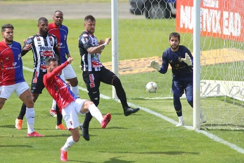 Operário empata com Paraná jogando fora de casa