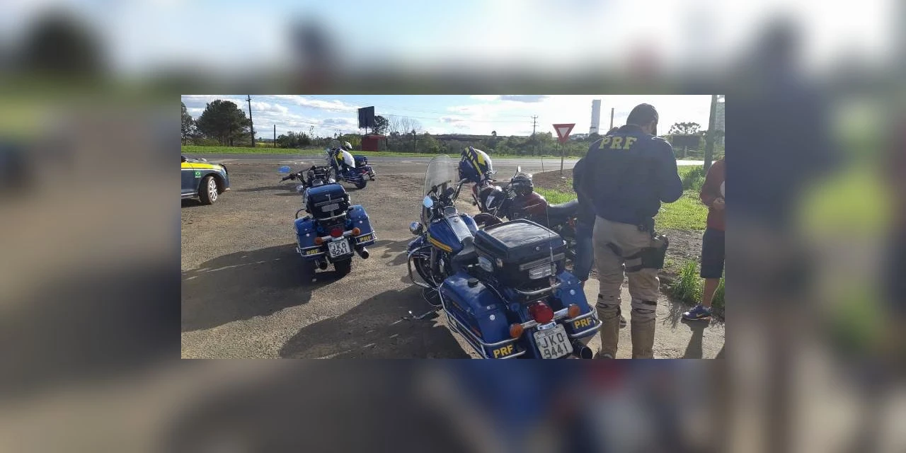 PRF realiza operação de fiscalização de motocicletas  para coibir rachas