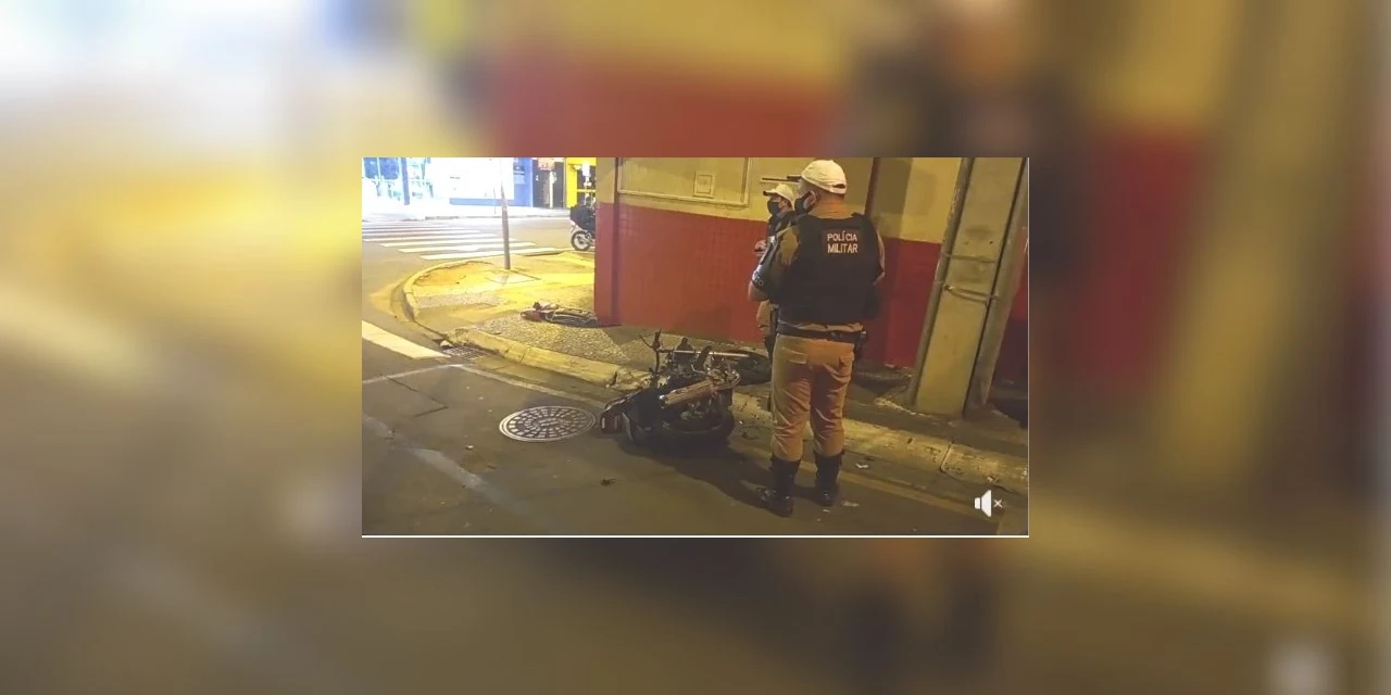 Duas mulheres dirigindo alcoolizadas causam acidente e são encaminhadas a delegacia