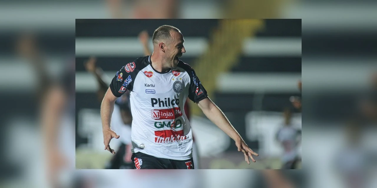 Operario vence e é vice-líder da Serie B do Brasileirão