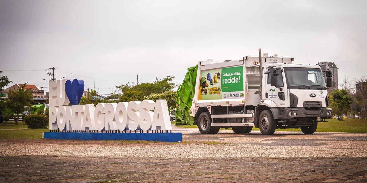 Pesquisa de satisfação avalia o serviço de coleta de lixo em Ponta Grossa