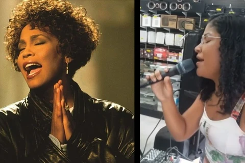 Jovem vai testar equipamento de som, solta voz e vídeo viraliza nas redes sociais