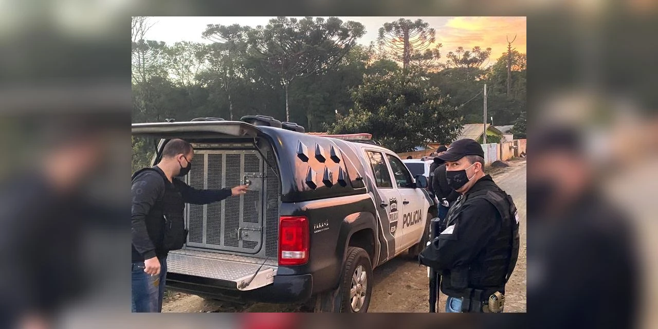 Policia civil prende pai e filho acusados de trafico e homicídio em PG