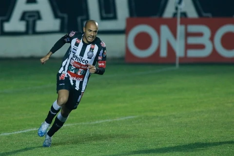 Roger perde pênalti e Operário deixa vitória escapar contra Juventude