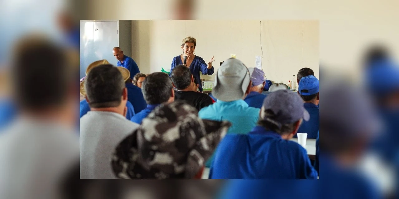 Elizabeth vai ampliar programas de qualificação e geração de empregos