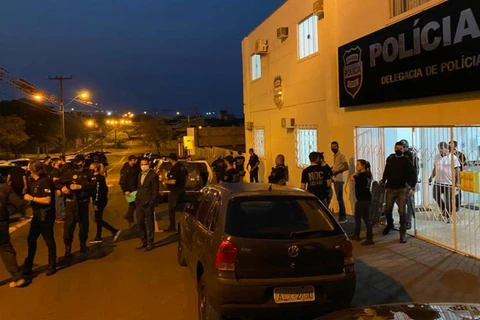 Policia Civil realiza megaoperação nos  Campos Gerais