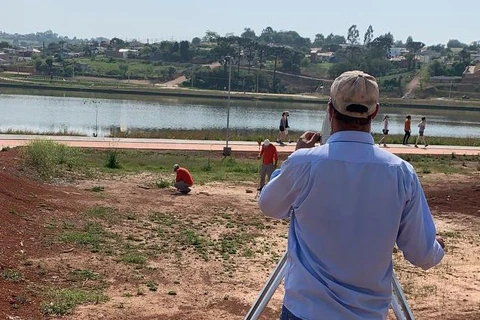 Prefeitura avança nos trabalhos de instalação do Centro Ambiental no Lago de Olarias