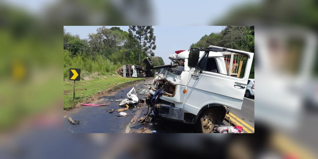 Colisão frontal entre dois caminhões deixa uma vítima grave em Imbituva