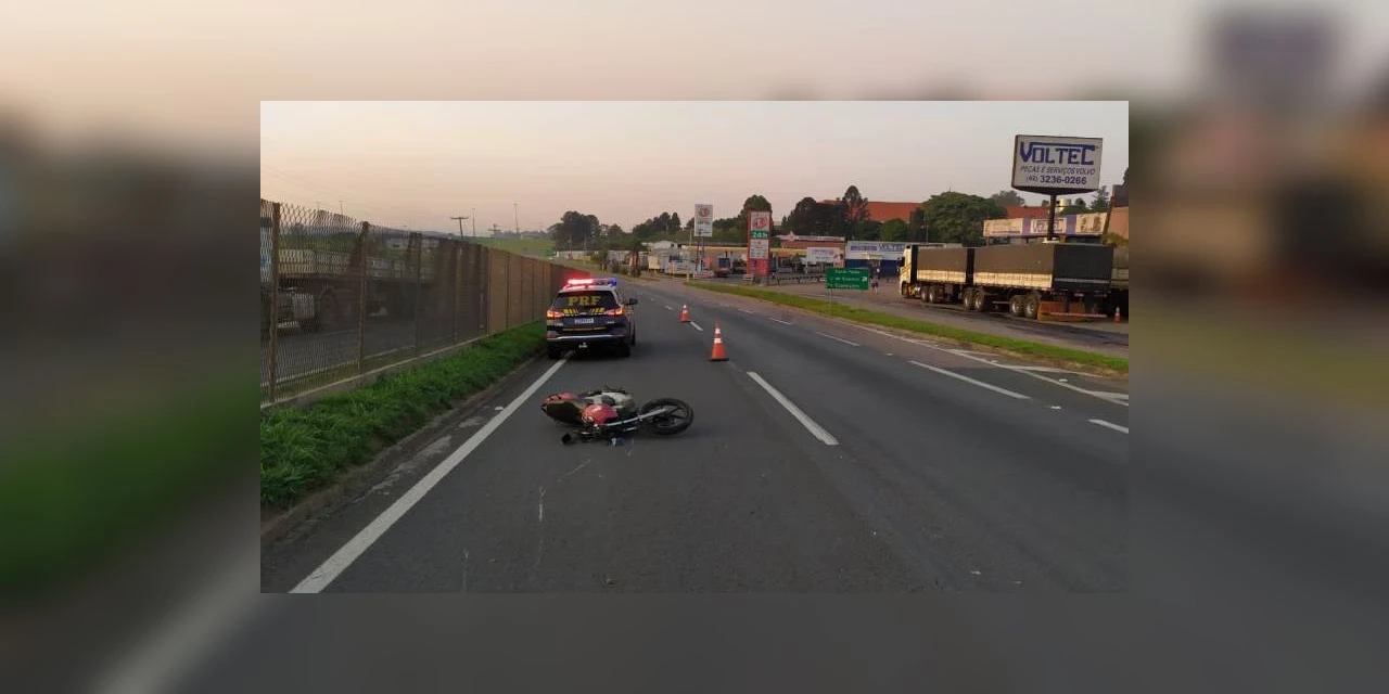 Casal é levado ao hospital, após queda de moto na Presidente Kennedy em PG