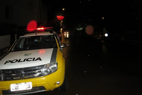 Fugitivo da cadeia de Irati é preso tentando roubar residência em no Cara-Cará