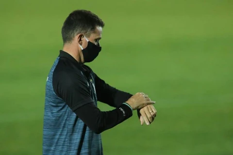 Gerson Gusmão deixa Operário depois de perder para o Cruzeiro em casa