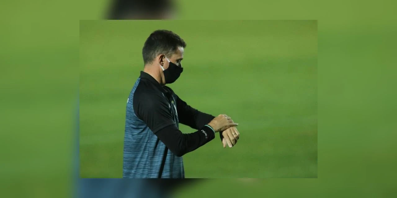 Gerson Gusmão deixa Operário depois de perder para o Cruzeiro em casa