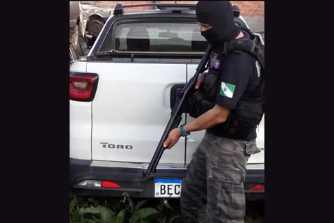 Carro utilizado em assalto a banco em SC é apreendido pela PCPR