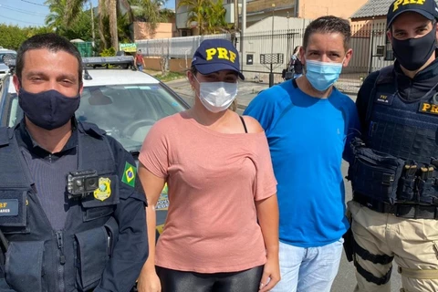 PRF reencontra motorista de aplicativo que foi assaltada no Paraná