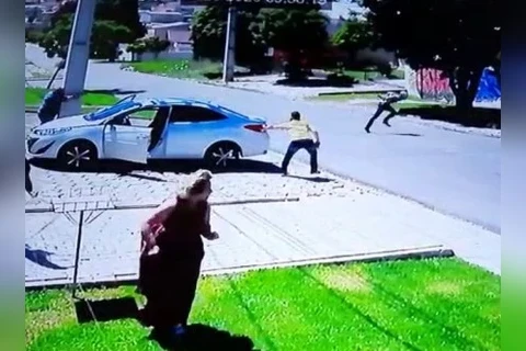 Vítima reage a assalto e mata ladrão de carros em Curitiba; Veja o vídeo