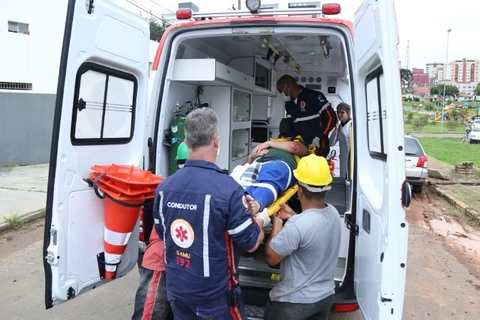 Samu comemora 15 anos com premiação aos servidores