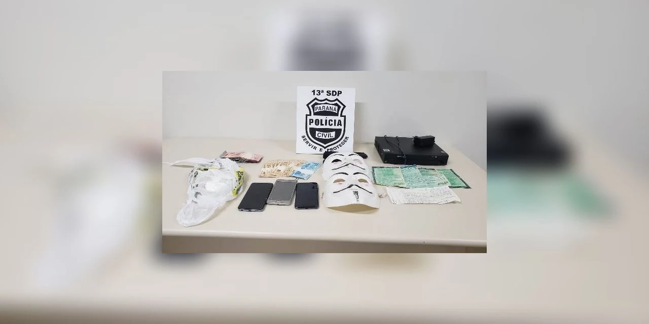 Mulher é presa por tráfico de drogas durante operação policial