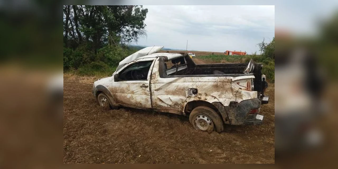 Capotamento de veiculo deixa uma vitima com ferimentos em Tibagi