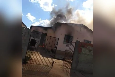 Polícia investiga incêndio criminoso, após atropelamento de criança em PG