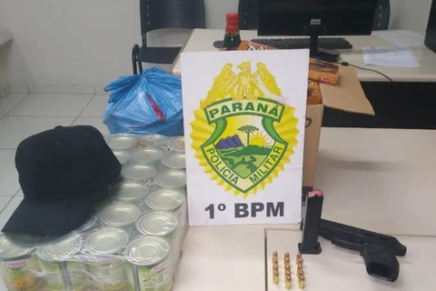 Dono de estabelecimento comercial reage a assalto e atira contra suspeito de roubo