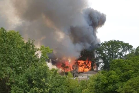 Fogo atinge barracões da Rumo em Oficinas