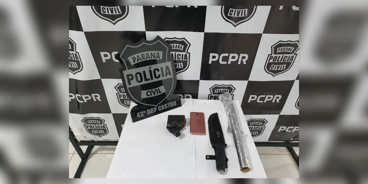 Foragido da justiça mente o nome para a policia, mas acaba preso com drogas