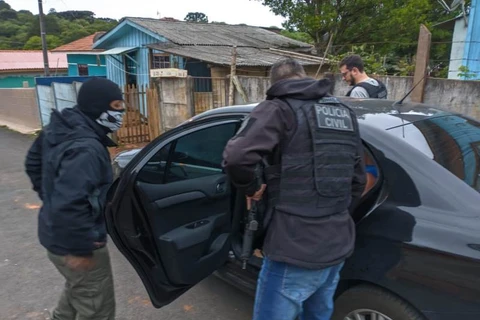 Homem acusado de atropelar a ex-companheira  é preso em Castro