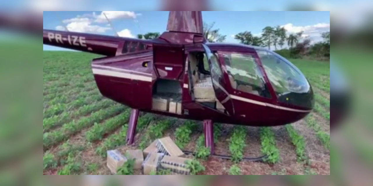 PF apreende helicóptero com 430 kg de cocaína no Paraná
