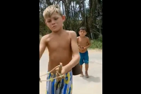 Após serem repreendidas crianças dão lição de educação e humildade; veja vídeo!